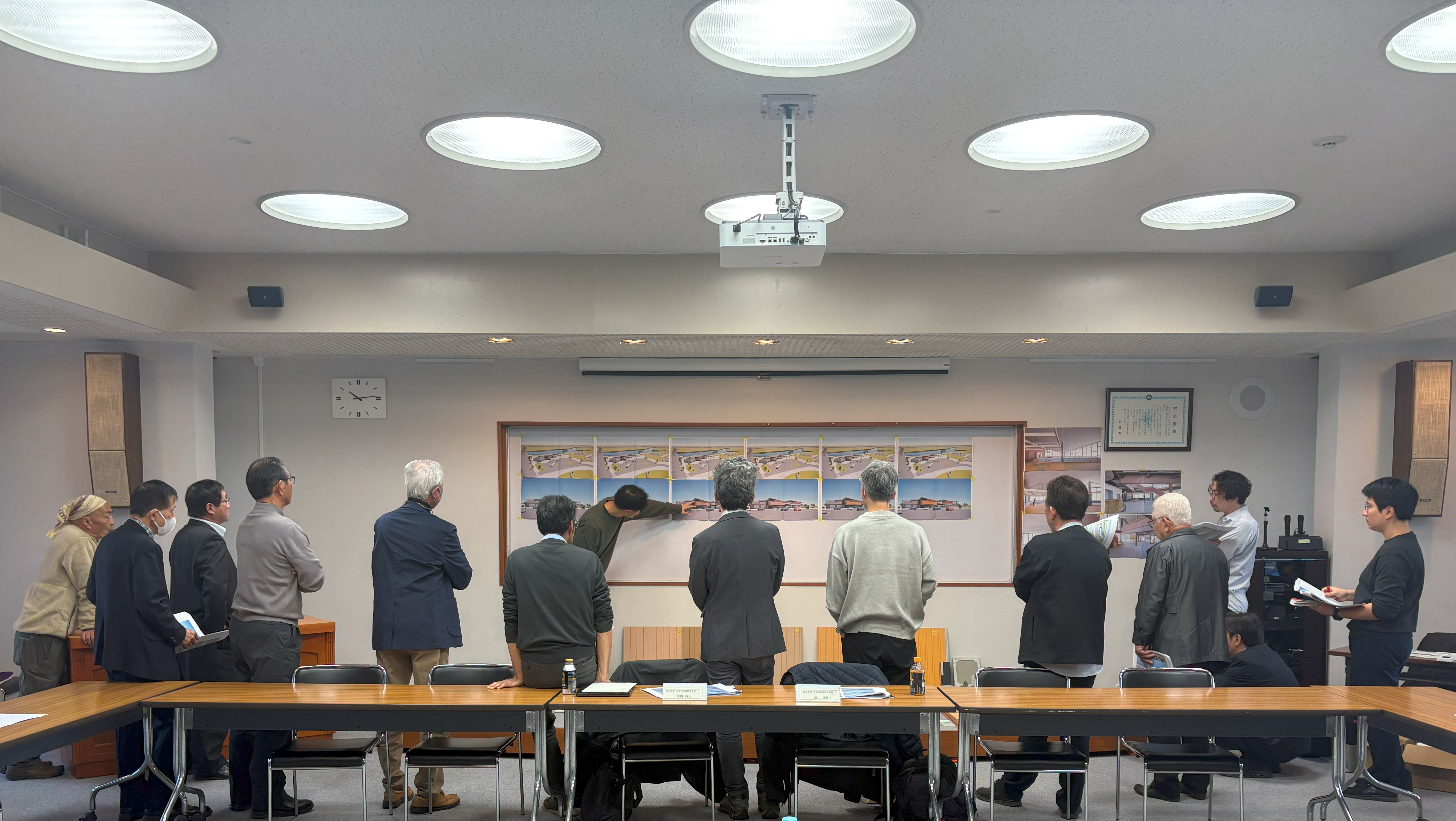 外壁の色を絞り込む様子