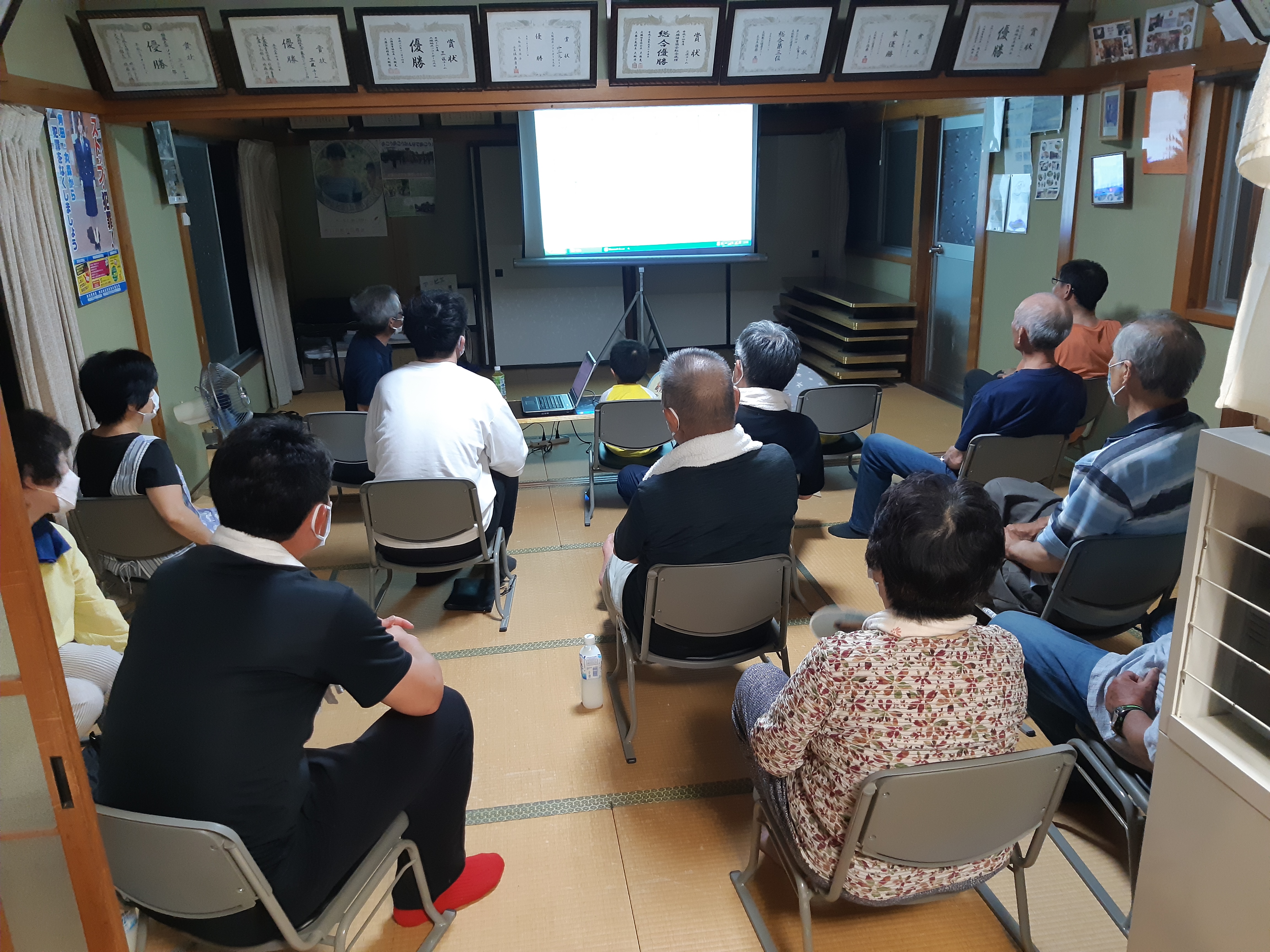 まずはホタルについてお勉強!