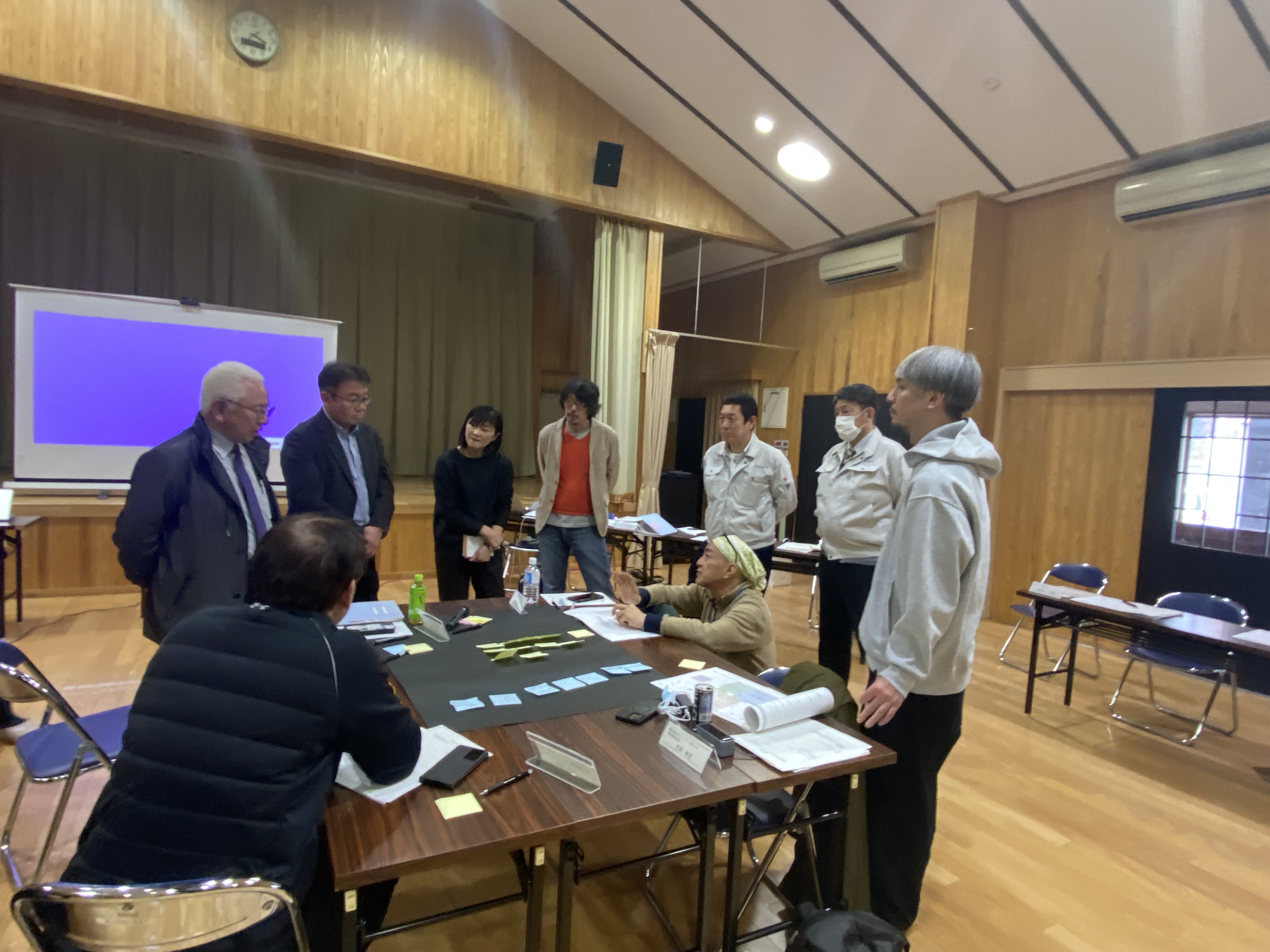 防災展示に関する意見出しの様子