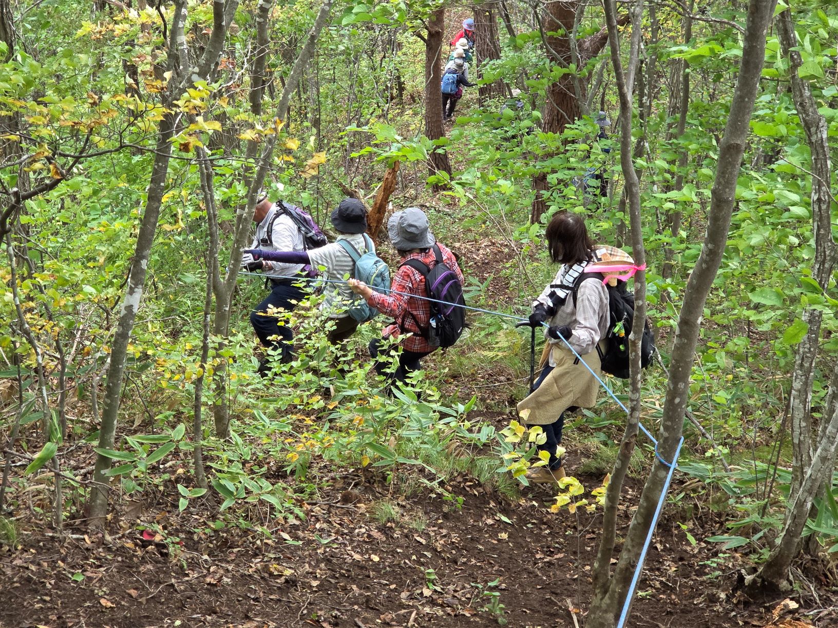 東の夫婦岩より下山