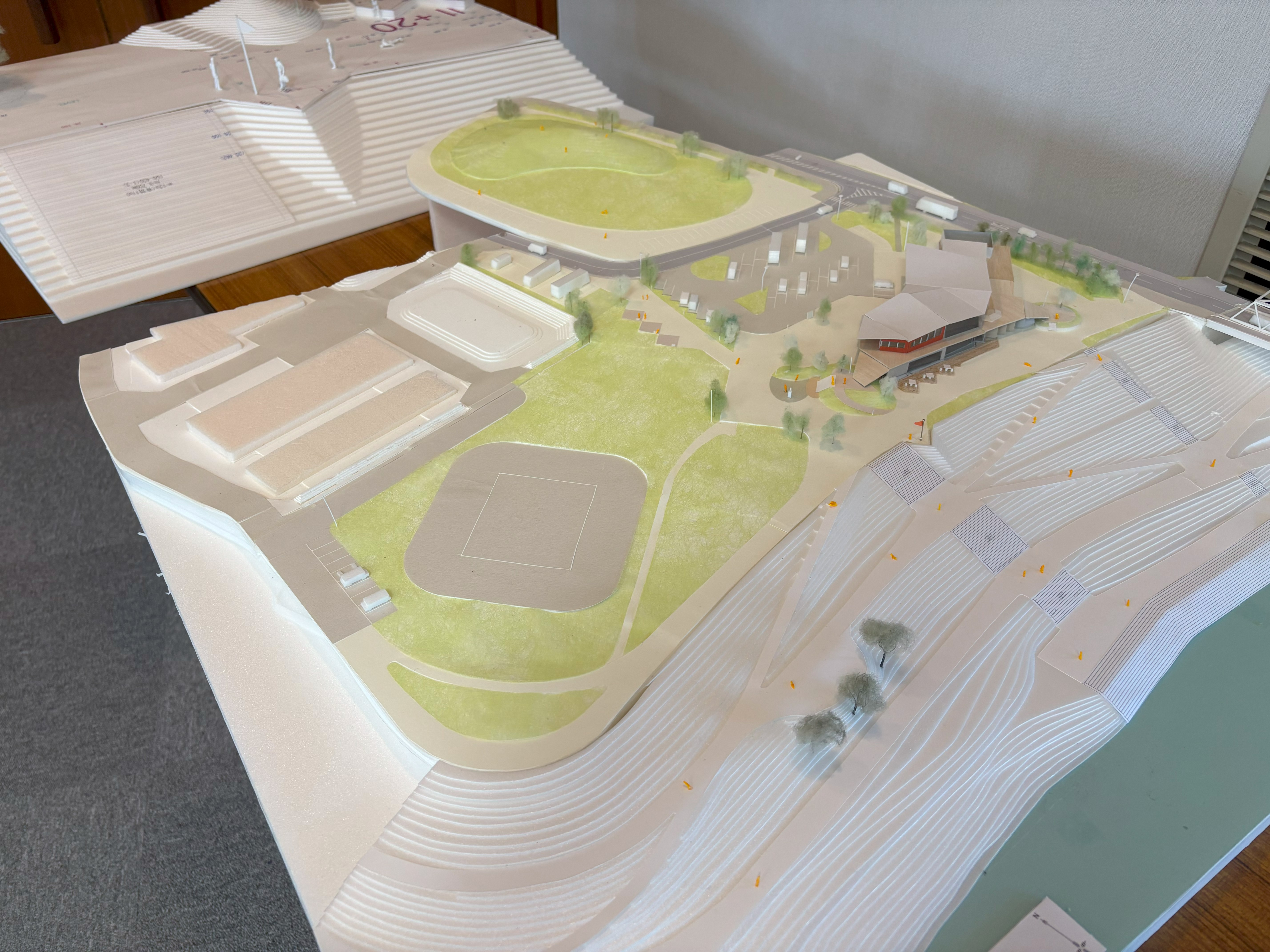 MIZBEステーションの模型（北東から）