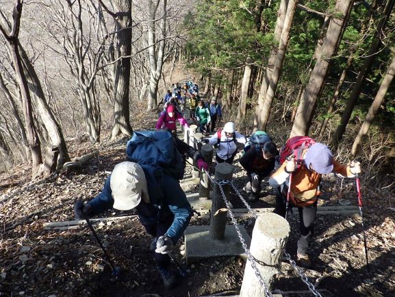 山頂への最後の急登