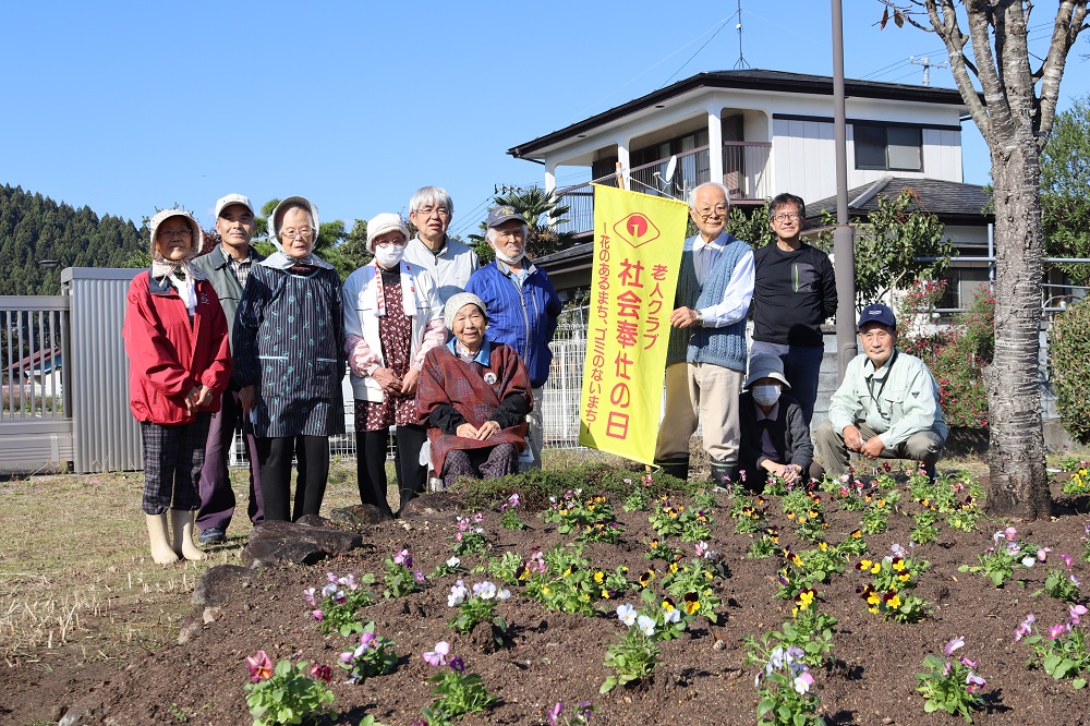 花壇がきれいになりました