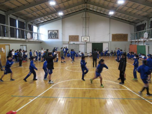 縦割り大縄跳び大会
