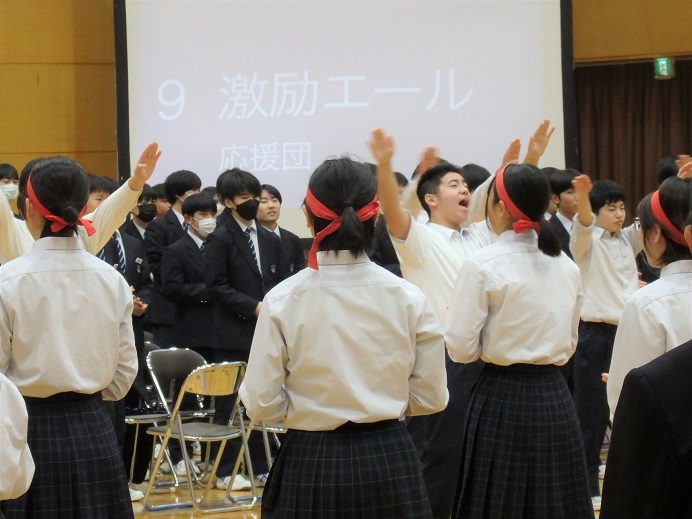 ６