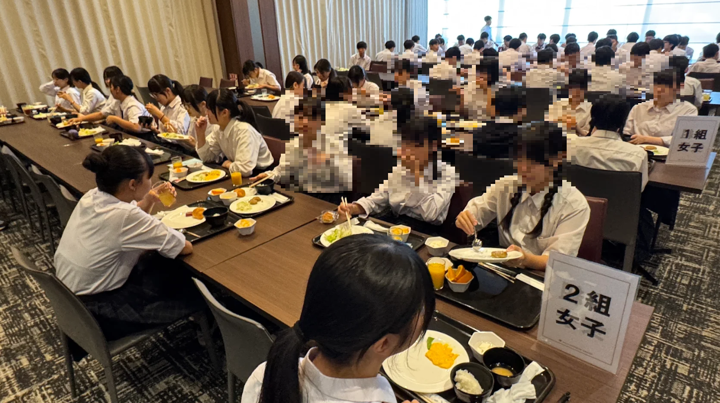 朝食